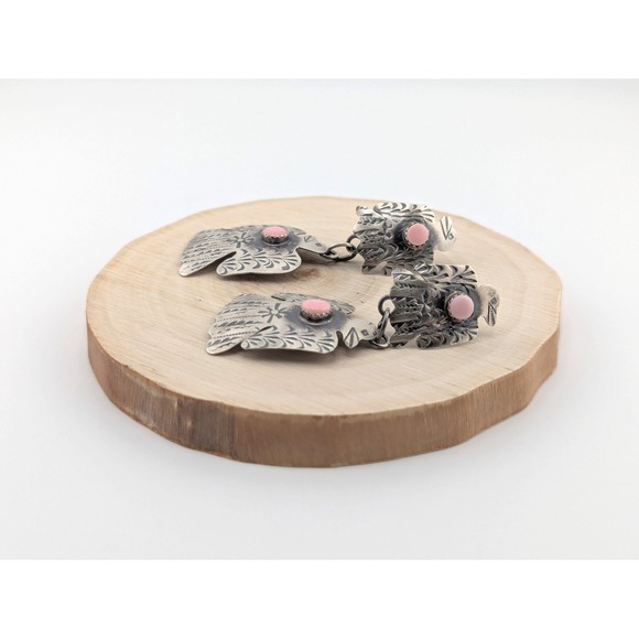 Handmade Navajo Sterling Silver Signed Earrings Thunderbird w Pink Conch Shell * - Picture 5 of 12